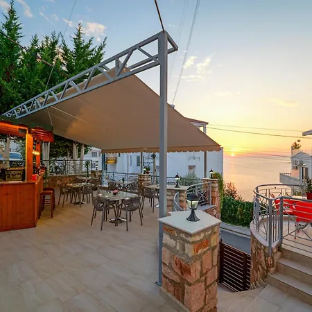 Unico Apartmán 3*