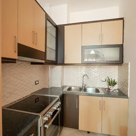 Unico 3* Sarandë
